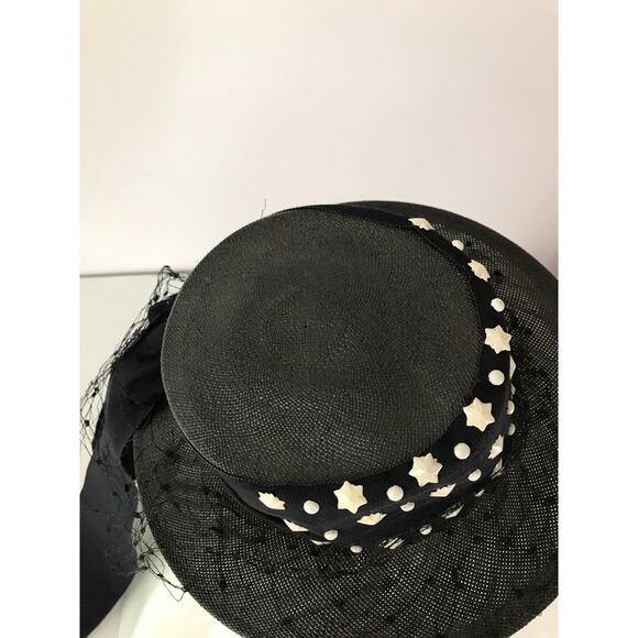 Vintage 1940s Straw Sailor Hat with Star Studs Black & White Dainty Fascinator - Picture 9 of 10